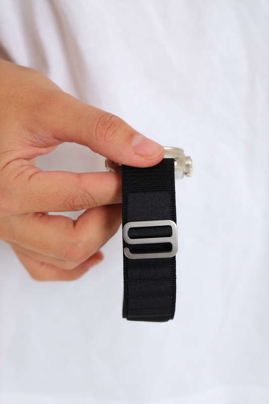 Senza® Alpine Watch Strap for Apple Series 42/44/45/49 mm Apple Watch Ultra 2
