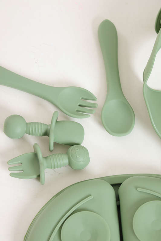 Silicone Baby Feeding Set, 8 Piece