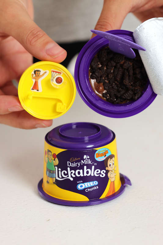 Cadbury Dairy Milk Lickables With Oreo Chunks 20g