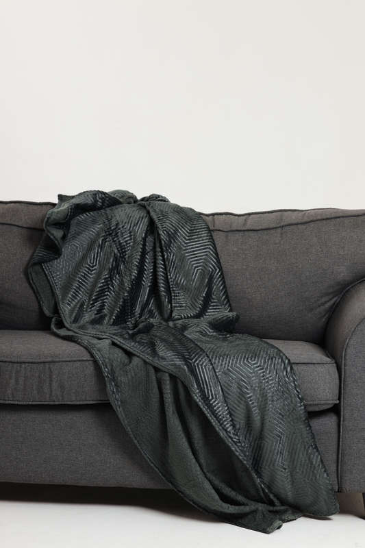 Pierre Cardin Embossed Fleece Luxury Throw XL 180cm x 200cm
