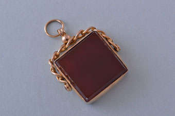 Gold Vintage Swivel |  |
