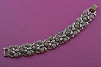 1950's Coro Bracelet |  |