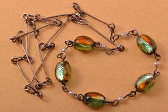 1930's Necklace |  |