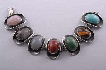Silver Retro Bracelet  |  |