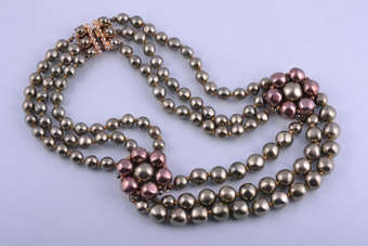 1950's Glass Necklace |  |