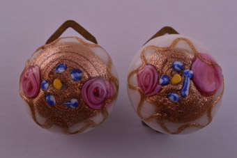 Vintage Clip On Earrings |  |
