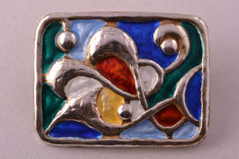 Retro Brooch |  |