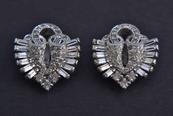 Art Deco Clip On Earrings |  |