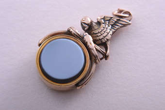 Gold Victorian Swivel |  |