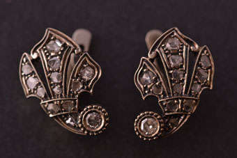 Gold Vintage Earrings |  |