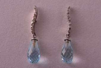 Gold Modern Earrings |  |