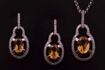 9ct Gold Modern Set |  |