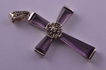 Silver Modern Cross |  |