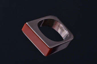 Silver Retro Ring |  |
