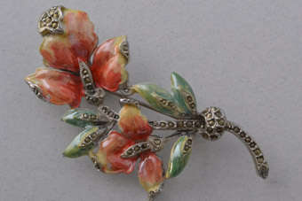 Vintage Floral Brooch | National Free Shipping |