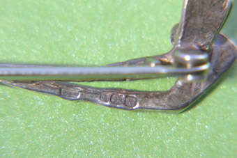 Silver Golf Brooch |  |