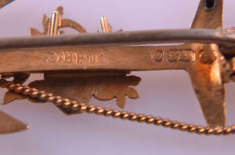 Gold Victorian Brooch |  |
