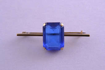 9ct Gold Retro Brooch |  |
