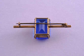 9ct Gold Retro Brooch |  |