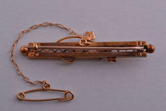 Gold Edwardian Brooch |  |