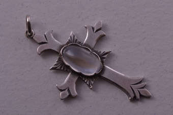 Silver Vintage Cross |  |