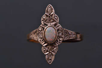 Gold Art Deco Ring |  |