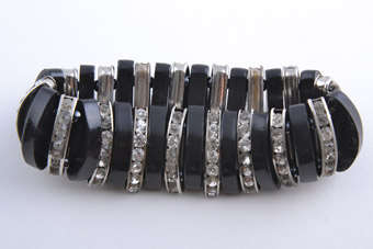 Plastic 1950's Bracelet |  |