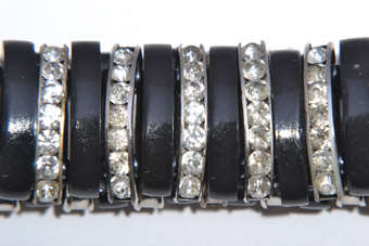 Plastic 1950's Bracelet |  |