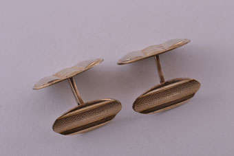 Gilt Retro Cufflinks |  |