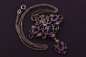 Silver Victorian Pendant |  |