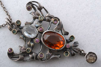 Silver Victorian Pendant |  |
