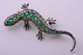 Silver 1920's Brooch |  |