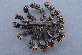 Vintage Brooch With Paste |  |