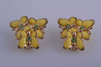 1950's Clip On Earrings |  |