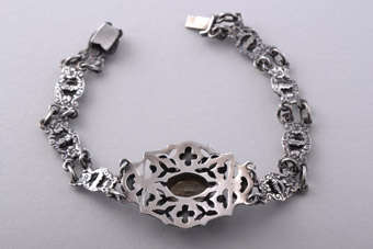 Silver Bracelet  |  |