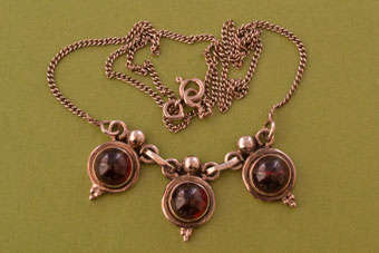 Silver Necklace |  |