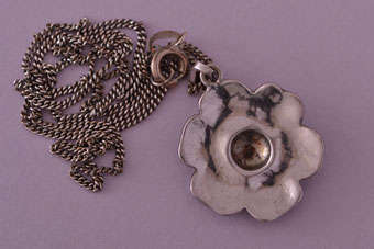 Silver Vintage Pendant |  |