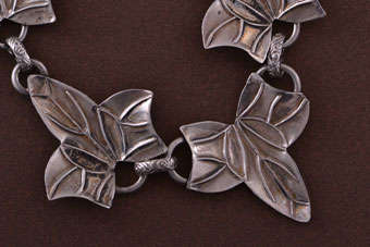 Silver Retro Necklace |  |