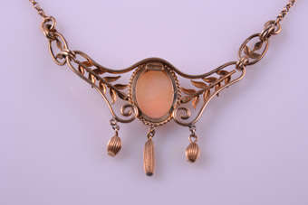 1940's Necklace |  |