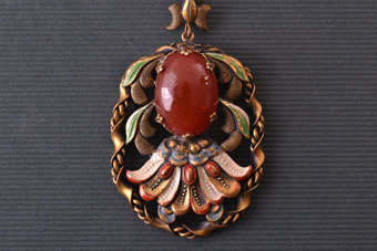 Art Deco Pendant |  |