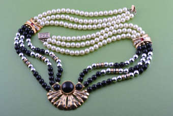 1980's Gilt Necklace |  |