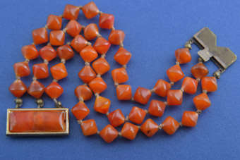 Plastic 1930's Bracelet |  |