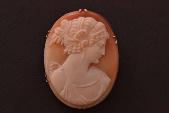 Victorian Cameo Brooch |  |