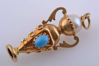 18ct Gold Charm  |  |