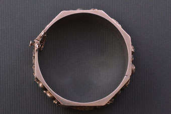Silver Vintage Bangle |  |