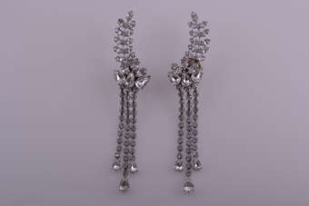 Clip On Earrings |  |