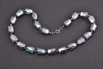 Vintage Plastic Necklace |  |