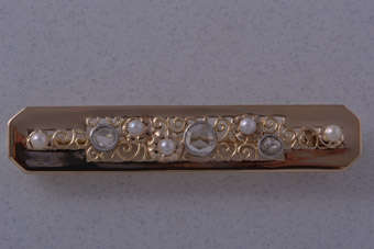 Gold Vintage Brooch |  |