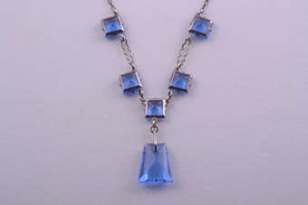 1930's Necklace |  |