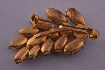 Gilt Floral Brooch |  |